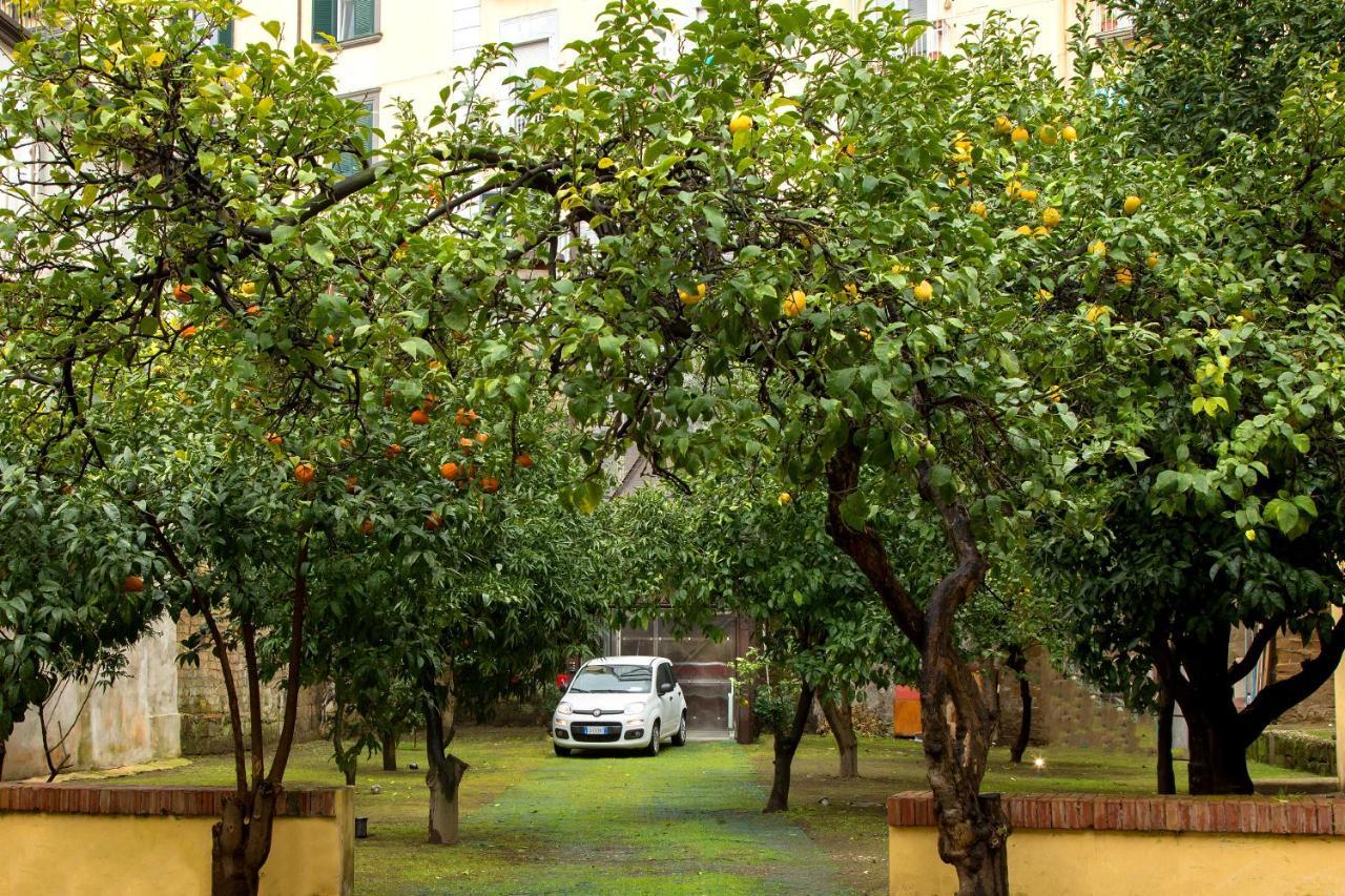 מלון נאפולי Palazzo Sant'Antonio מראה חיצוני תמונה